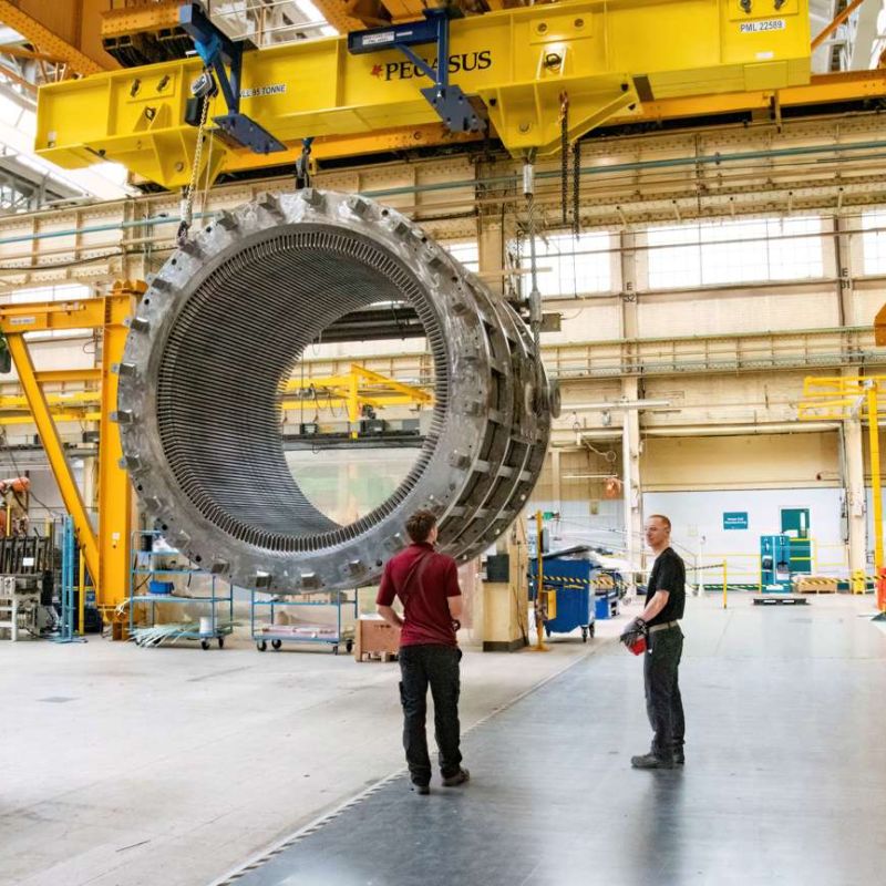 A GE Vernova synchronous condenser under construction (© 2025 GE Vernova)